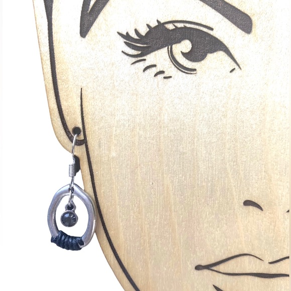 Silver Plated Black Cord Wrapped Oblong Hoop Pierced Earrings Woman’s Jewelry - Picture 2 of 3